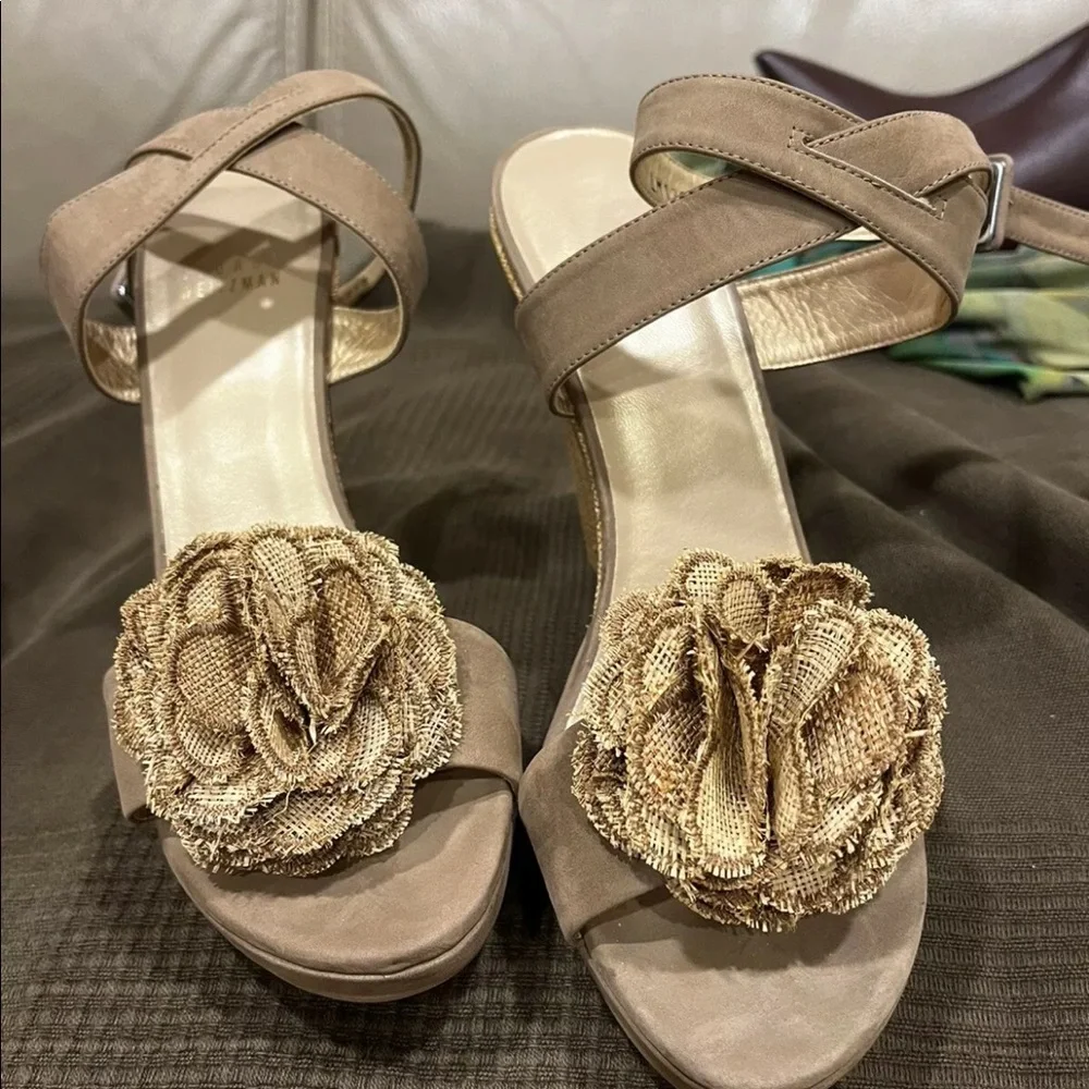 Stuart Weitzman Belflor Beige Wedges sz 8.5